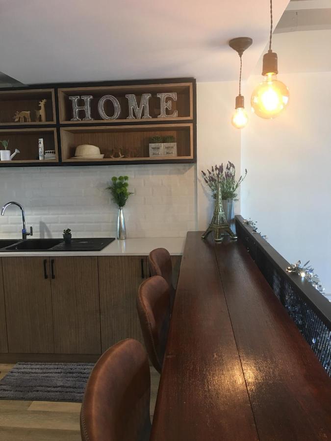 Хостел Tree​ For​ Rest​ Poshtel Бангкок Экстерьер фото
