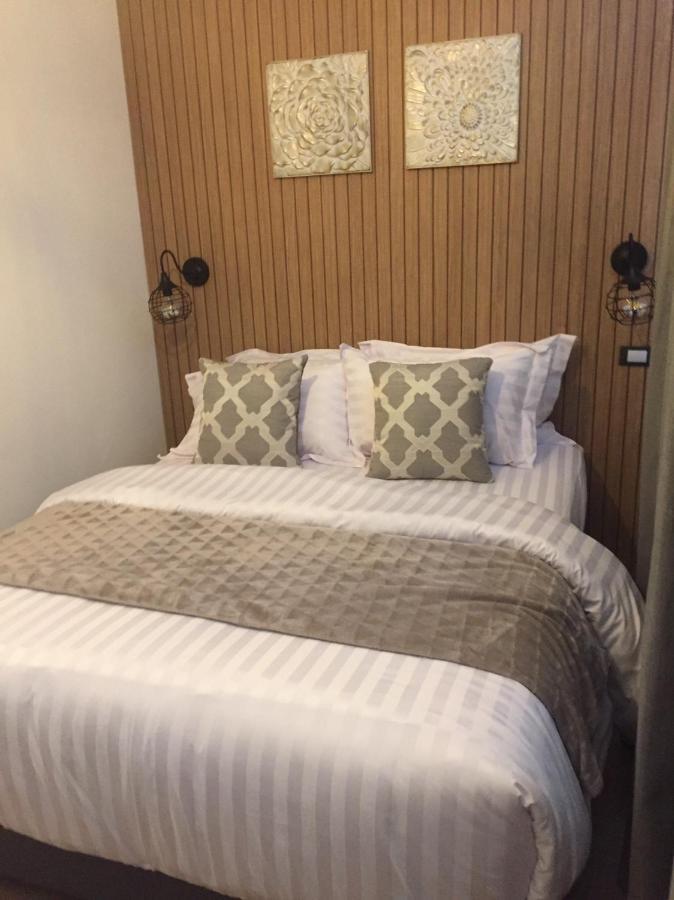 Хостел Tree​ For​ Rest​ Poshtel Бангкок Экстерьер фото